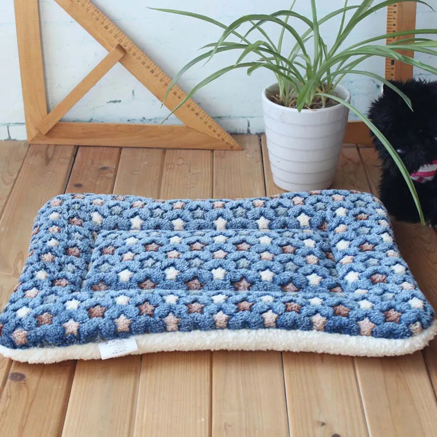 Weiche Fleece-Hundedecke mit Muster – 15 Designs, 6 Größen XS–XXL, für Hunde & Katzen