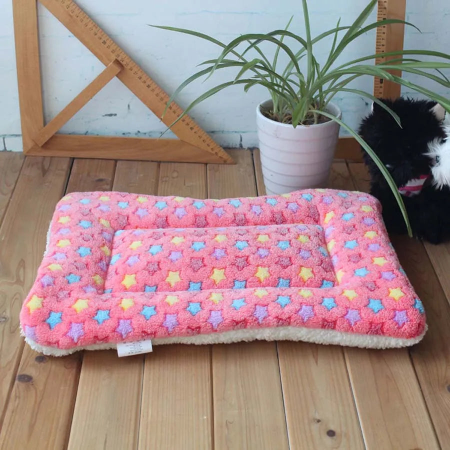 Weiche Fleece-Hundedecke mit Muster – 15 Designs, 6 Größen XS–XXL, für Hunde & Katzen