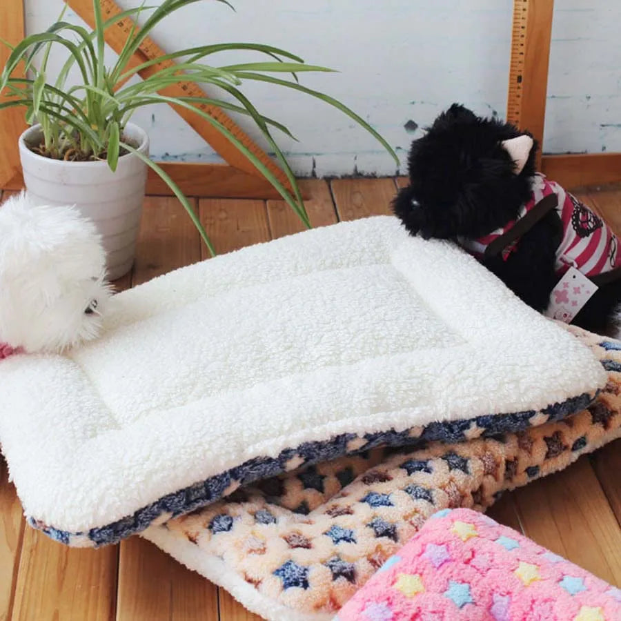 Weiche Fleece-Hundedecke mit Muster – 15 Designs, 6 Größen XS–XXL, für Hunde & Katzen